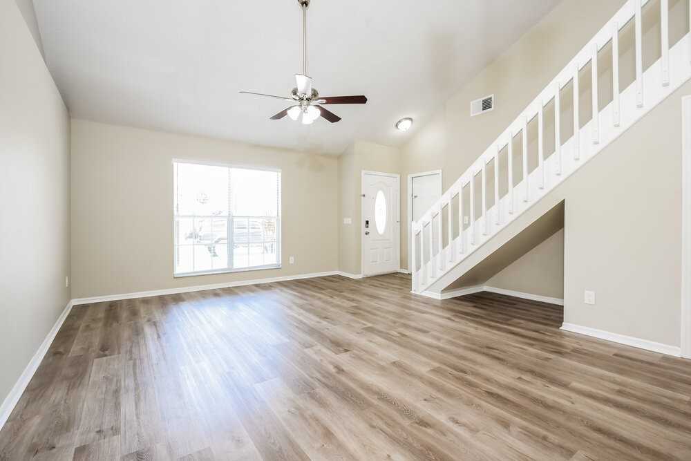 1839 Blaine Ter - Photo 5 of 17