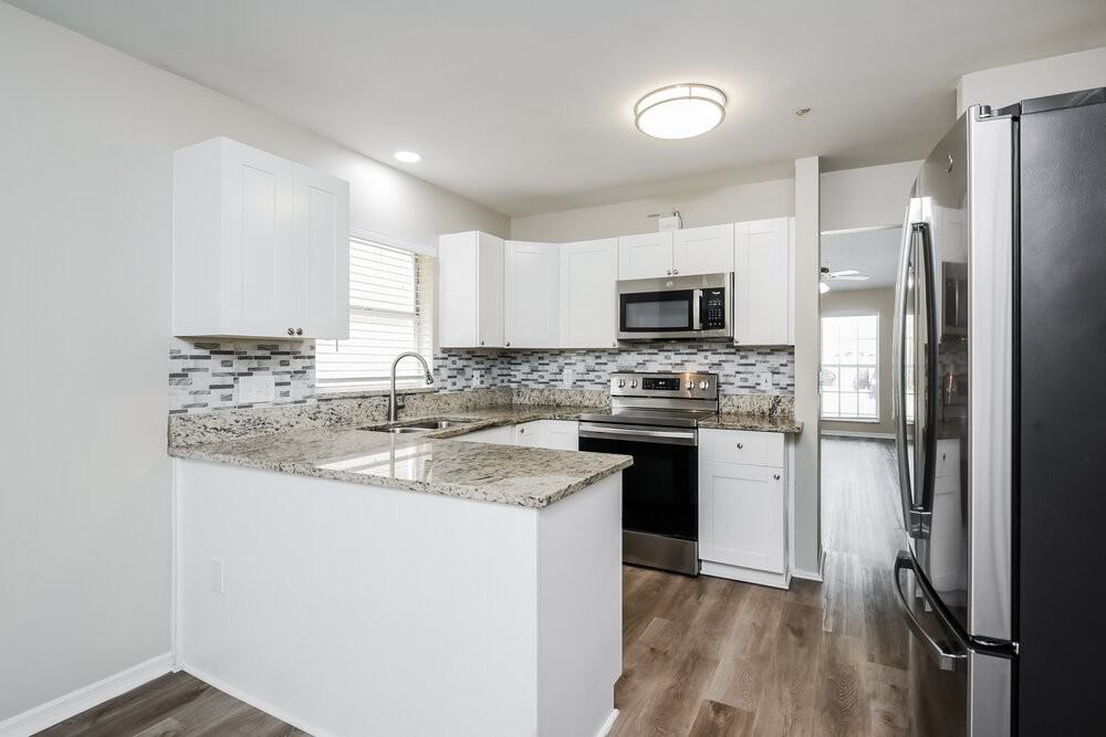 1839 Blaine Ter - Photo 7 of 17