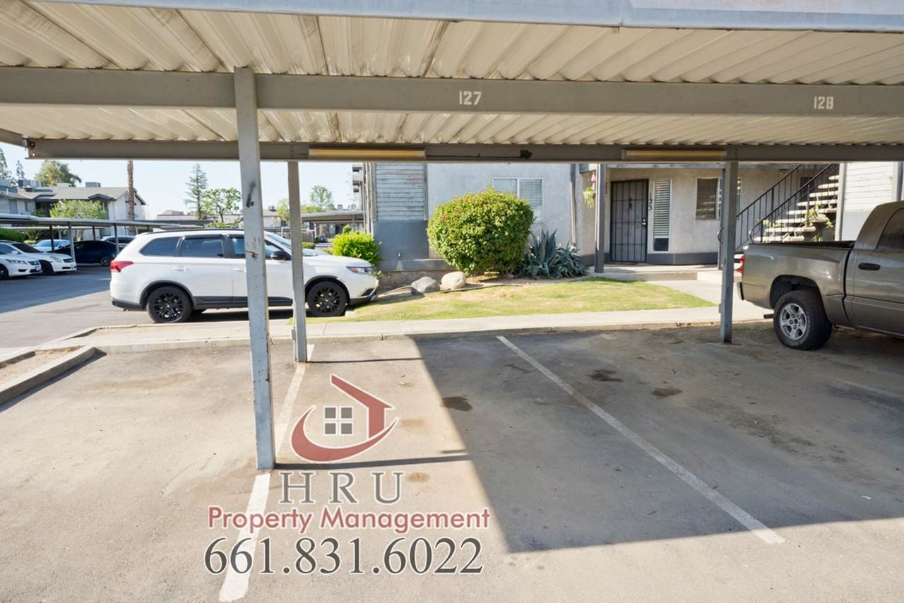 4701 Beechwood St #127 - Photo 5 of 16