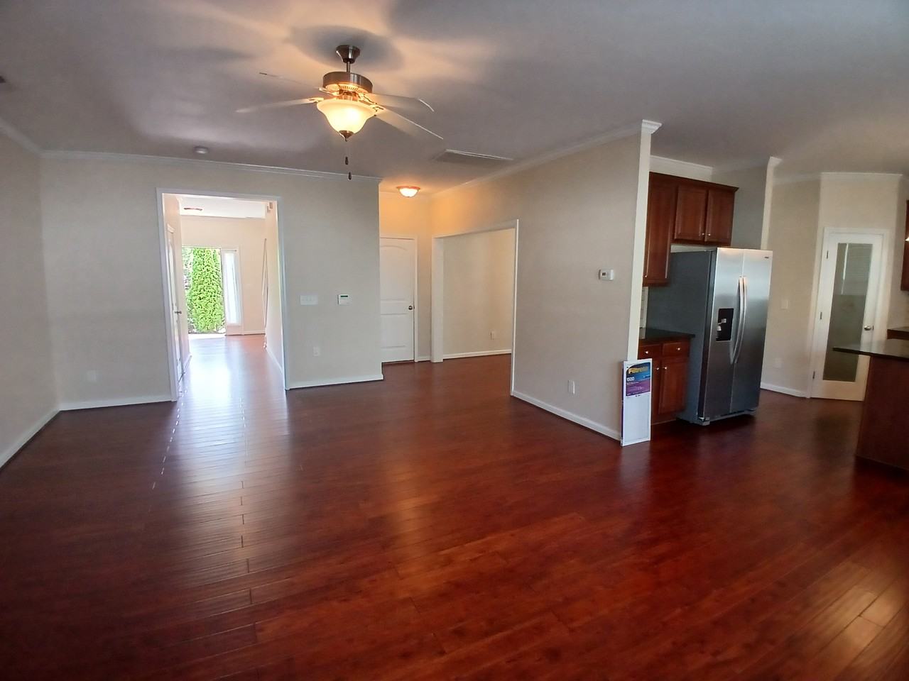117 Station Dr - Photo 7 of 42