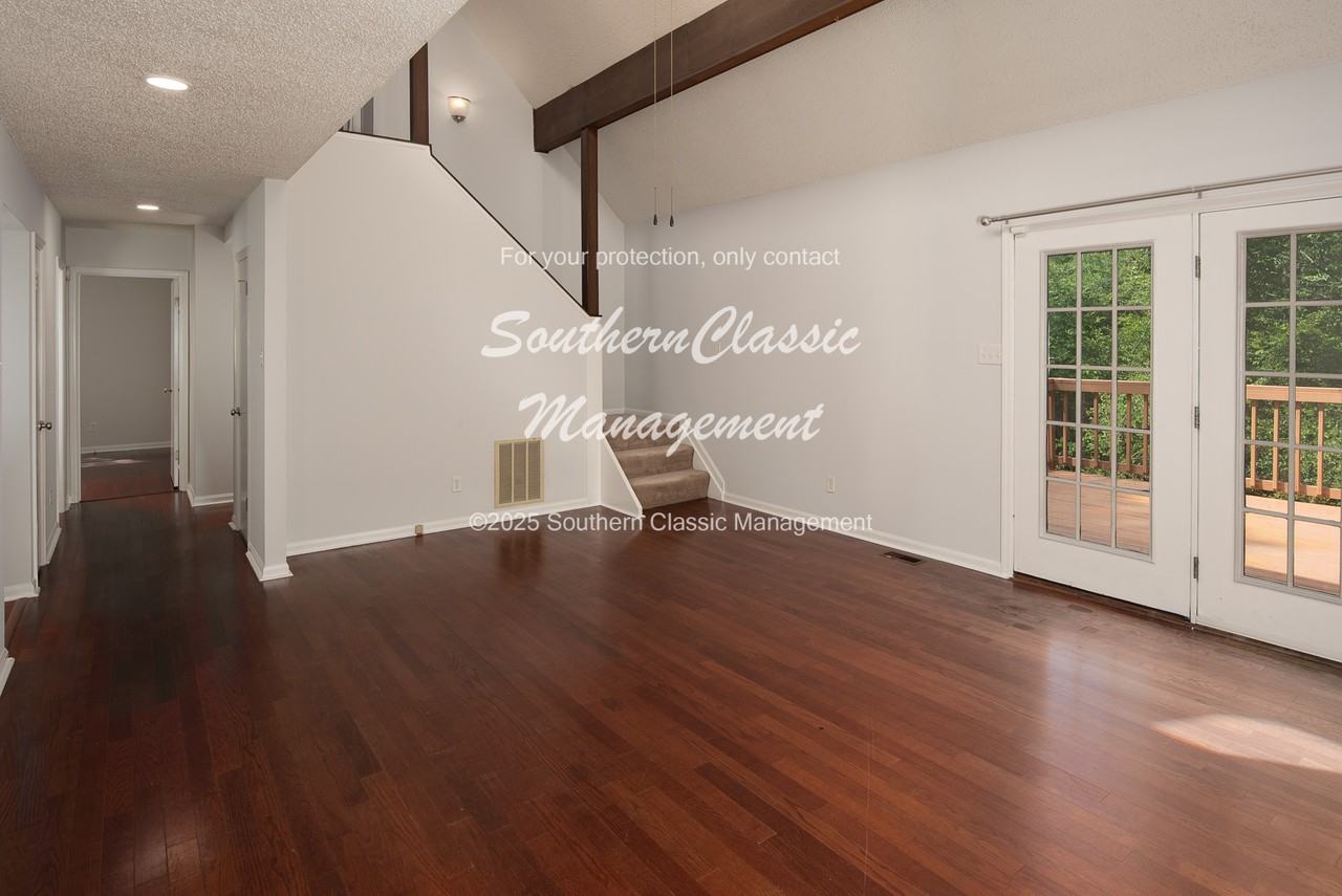 100 Hilltop Ct Sw - Photo 3 of 19