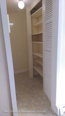 9 Bay Ct - Photo 2 of 22