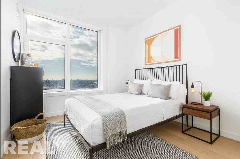 Linden Boulevard #C26M - Photo 3 of 14