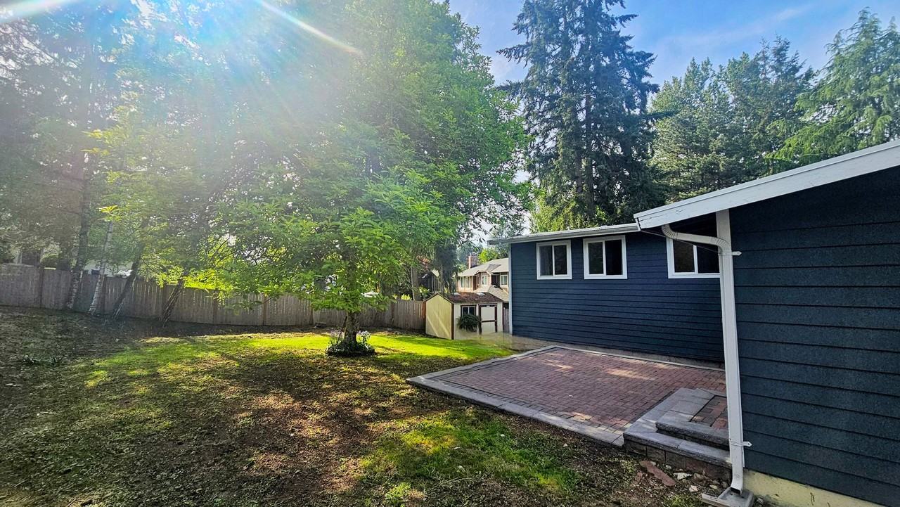 5305 155th Ave Ne - Photo 3 of 36