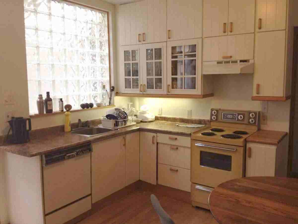 219 Lippincott Street #5 - Photo 6 of 10