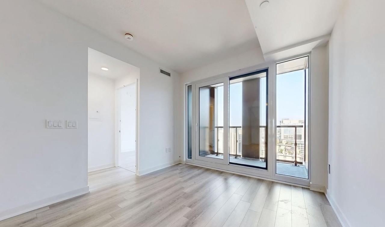 238 Simcoe Street #2310 - Photo 7 of 9