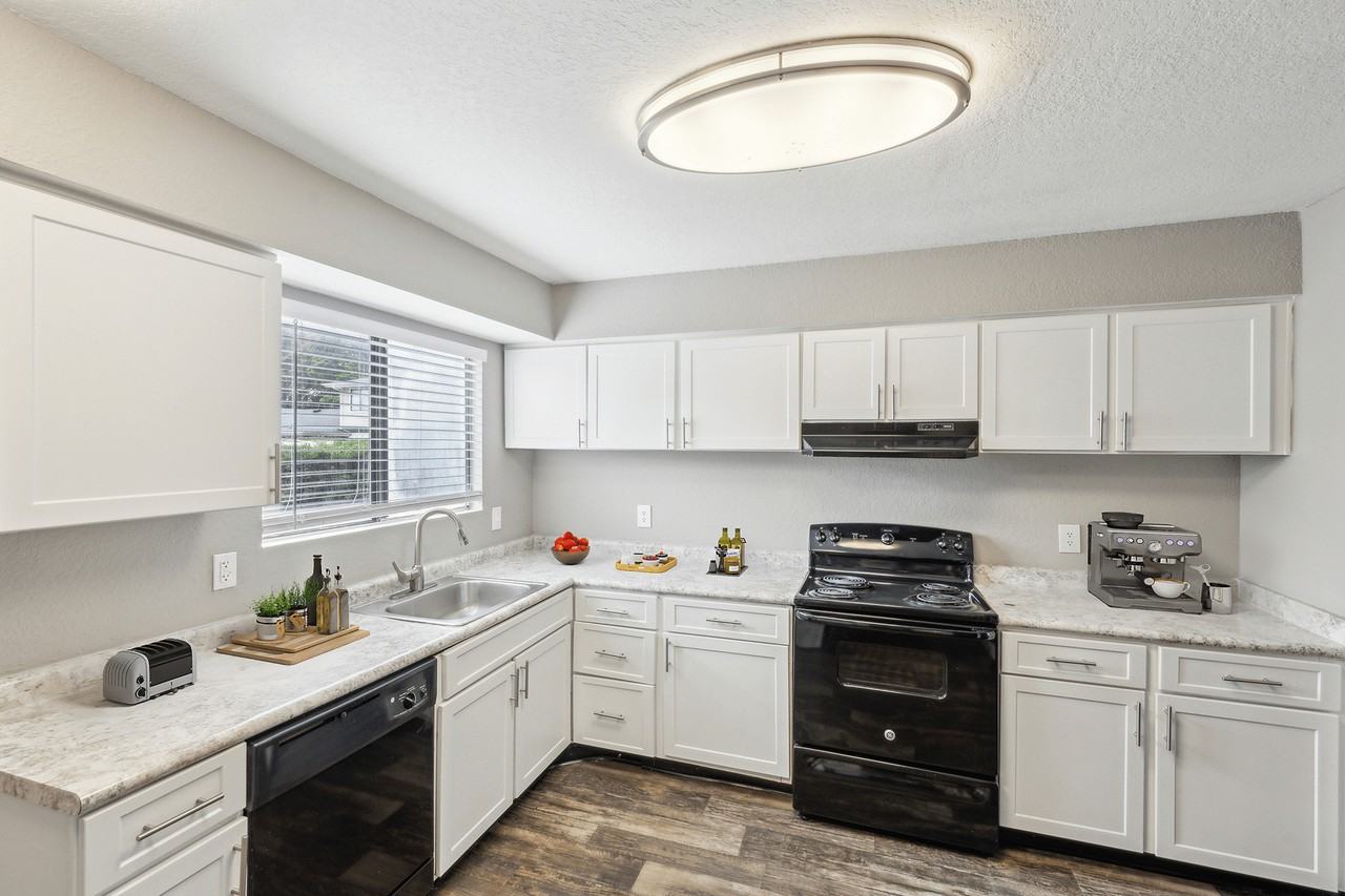 The Darby - Photo 2 of 13