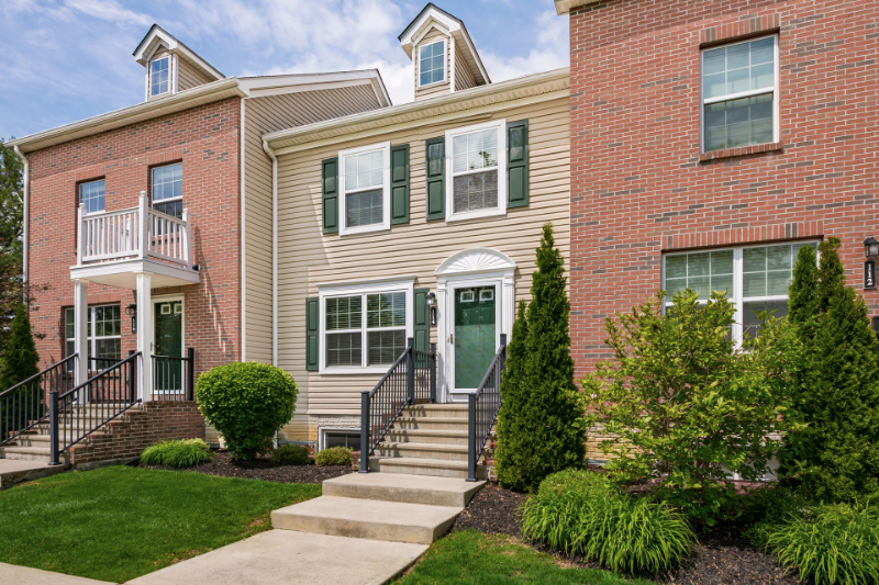 114 Highbluffs Blvd - Photo 3 of 34