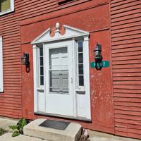 featured image of 6137 Memorial Dr #7