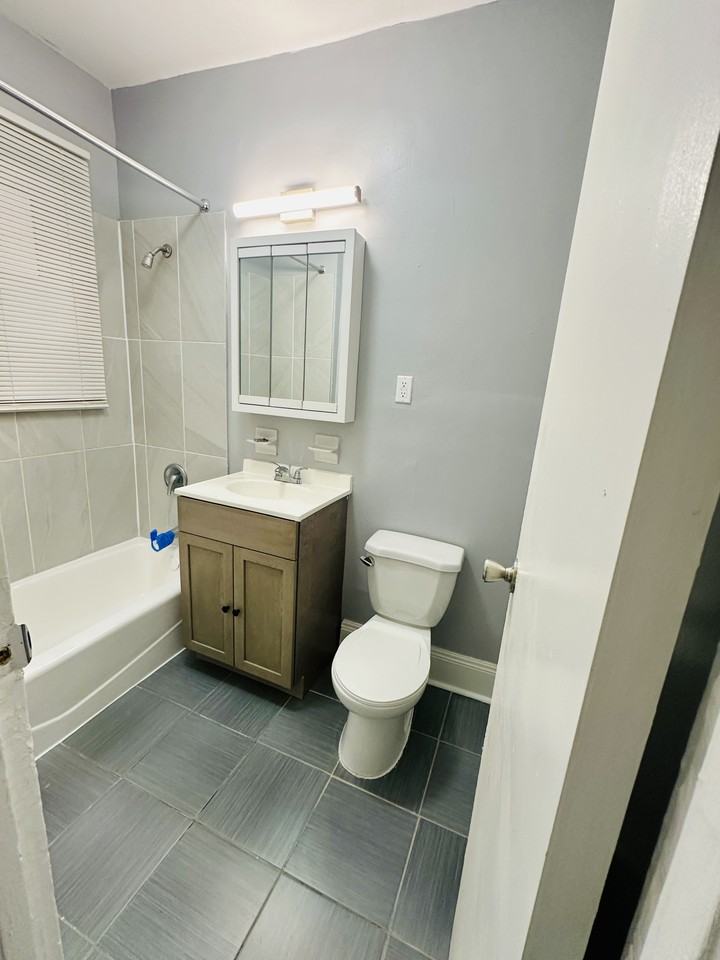 227 North Oraton Parkway #108 - Photo 5 of 11
