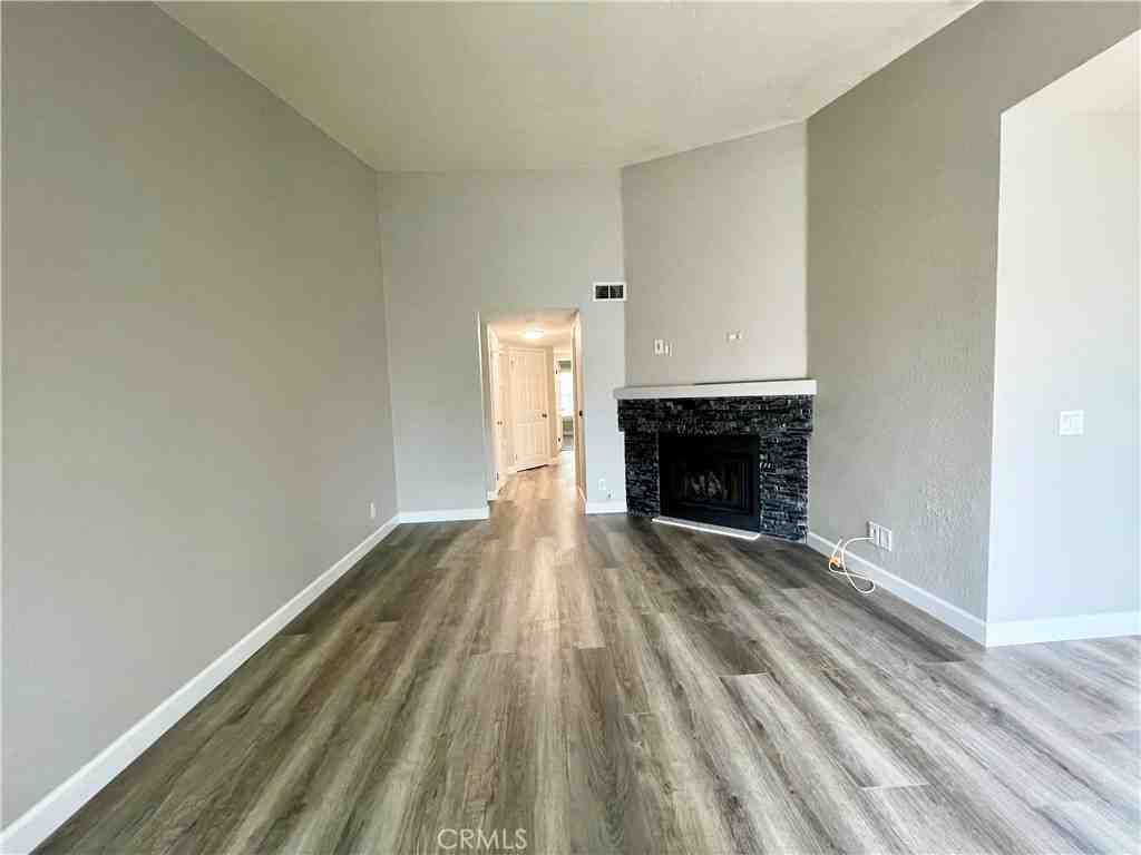 9753 La Jolla Drive C C - Photo 6 of 22