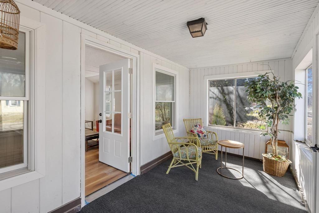 3040 Inman St - Photo 2 of 25