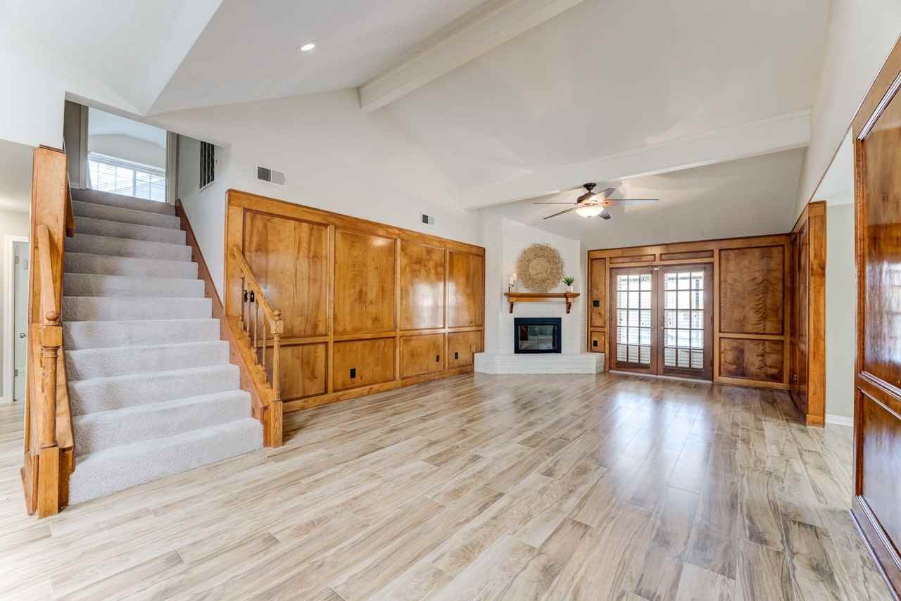 19611 Enchanted Spring Dr - Photo 4 of 16