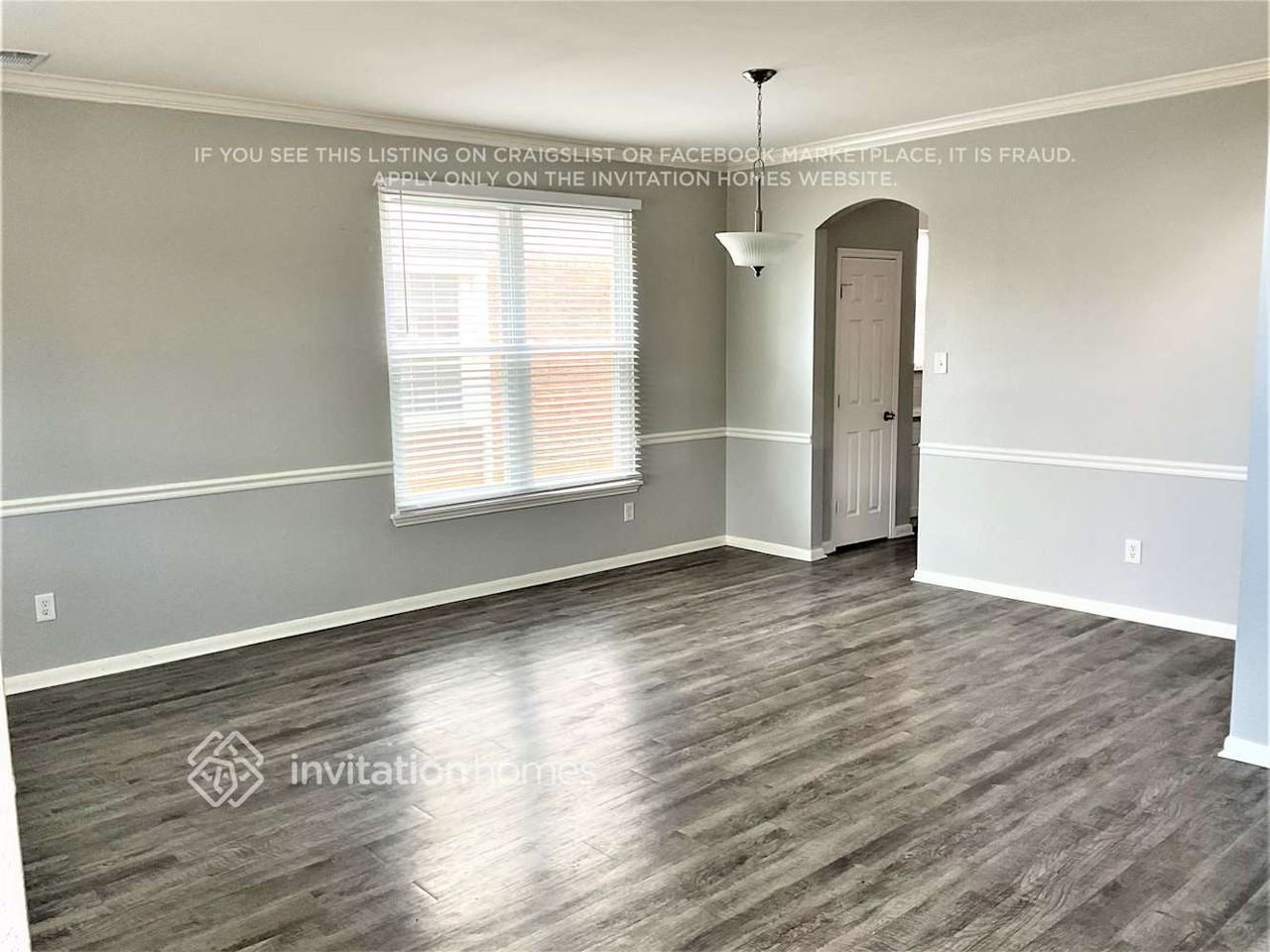 1204 Taylor Ln - Photo 4 of 17