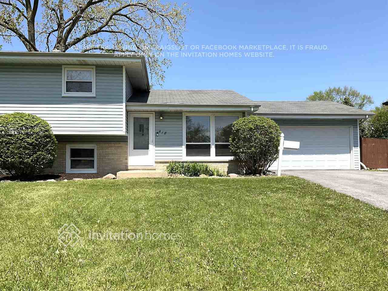 418 W Lake Park Dr - Photo 2 of 24