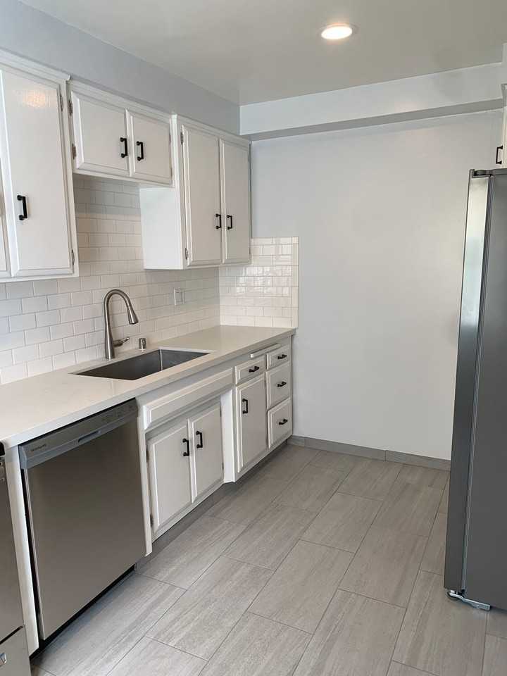 165 Almont - Photo 3 of 15