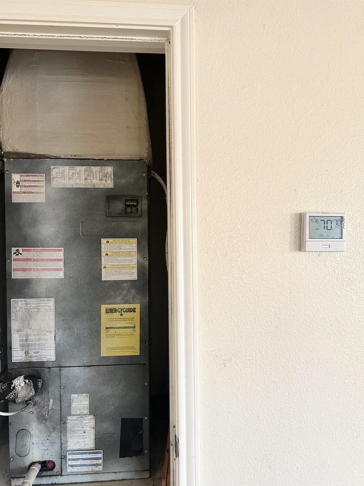 201 Edwards Street - Photo 7 of 10