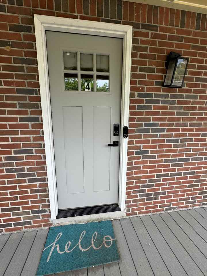 534 Lee Street - Photo 2 of 6