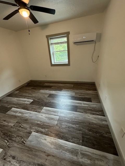 534 Lee Street - Photo 3 of 6