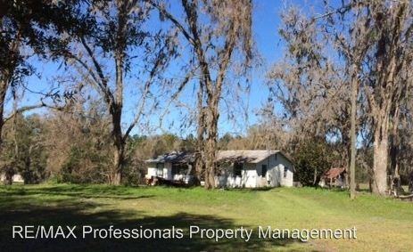 110 SE Willowhaven Ct - Photo 2 of 21