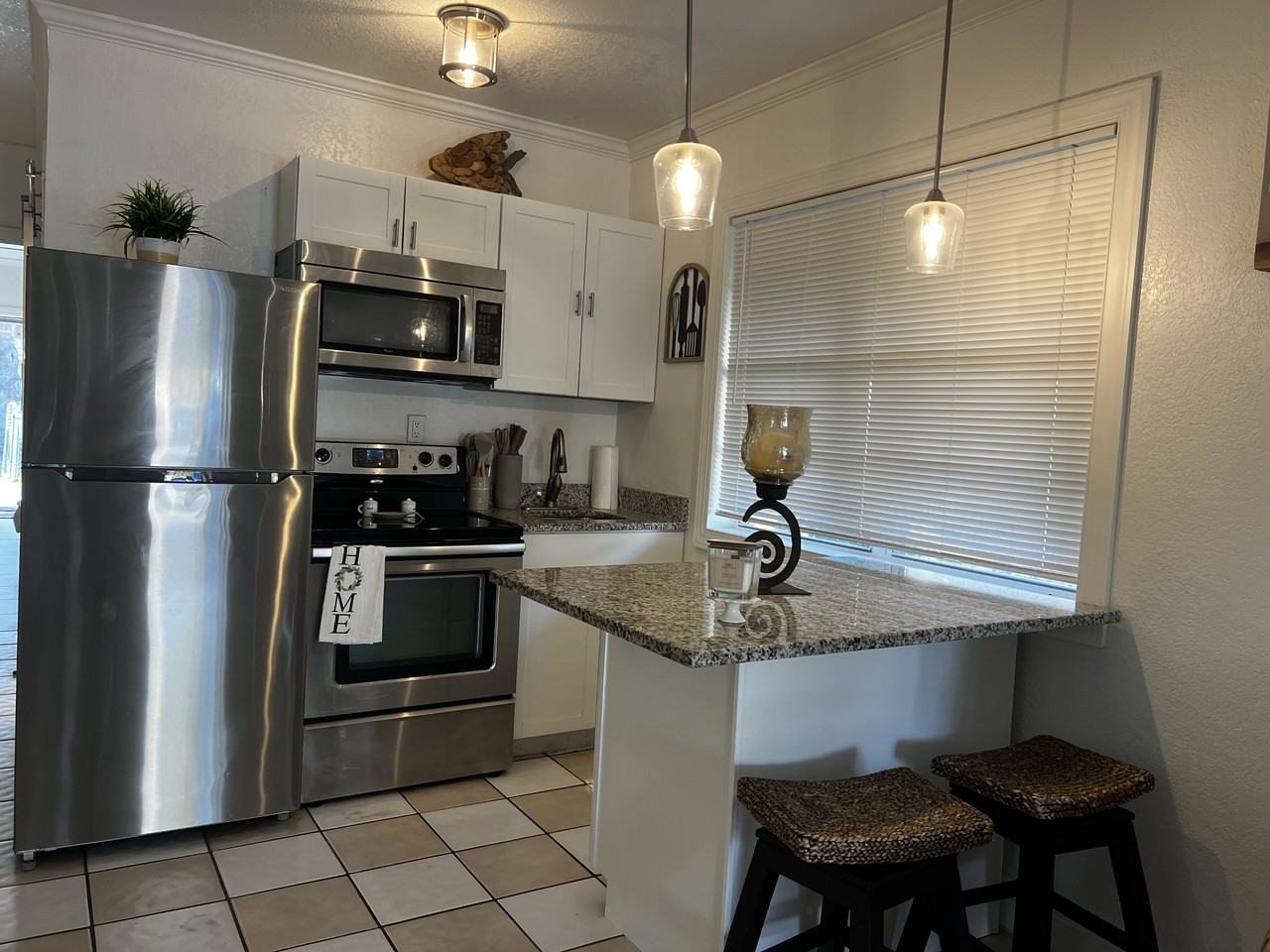506 N Matanzas Ave #1 - Photo 3 of 11