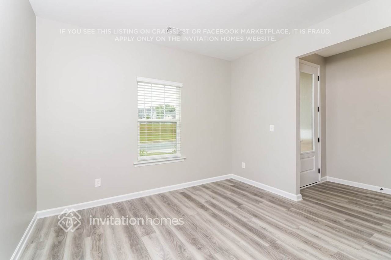 3080 Azteca Way - Photo 5 of 18