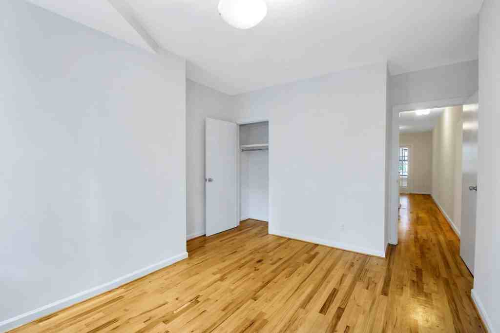 2nd Ave #4N - Photo 3 of 6