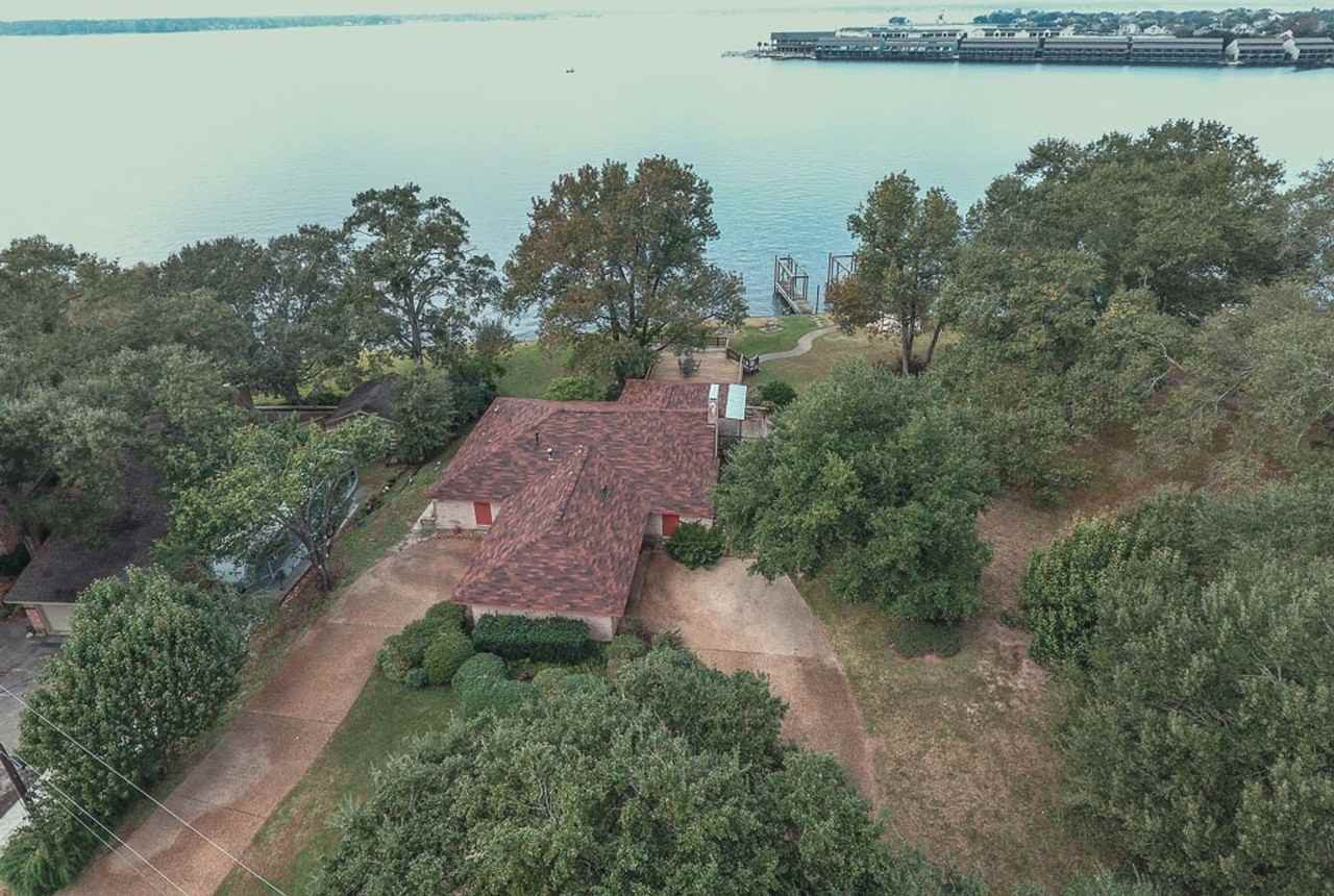 10725 Joann St - Photo 2 of 41