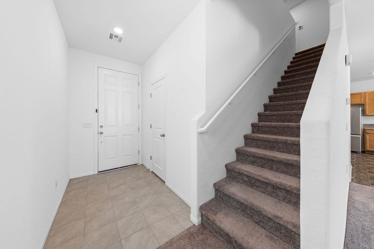 6922 Stone Cactus St - Photo 3 of 35