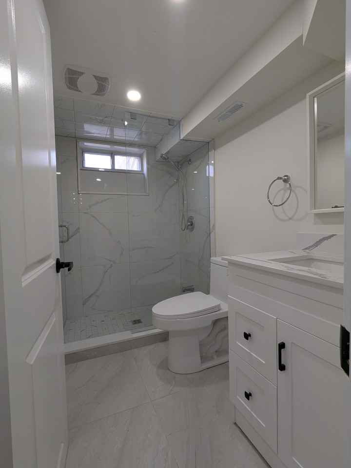 163 Glebemount Avenue - Photo 7 of 7