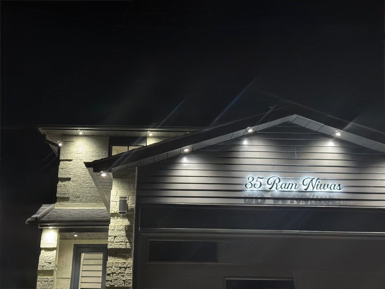 35 Ecclestone Drive - Photo 2 of 21