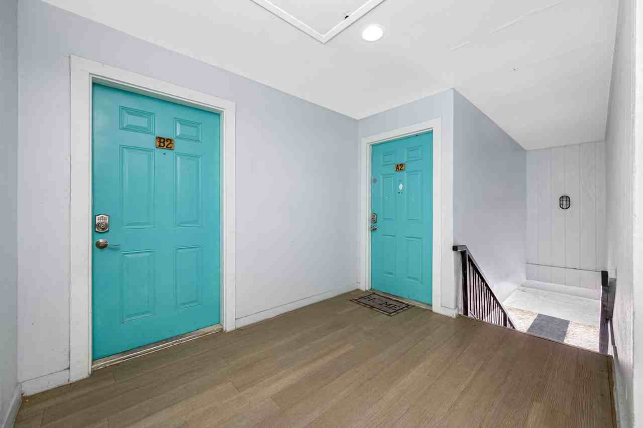 5113 N Nebraska Ave - Photo 2 of 50