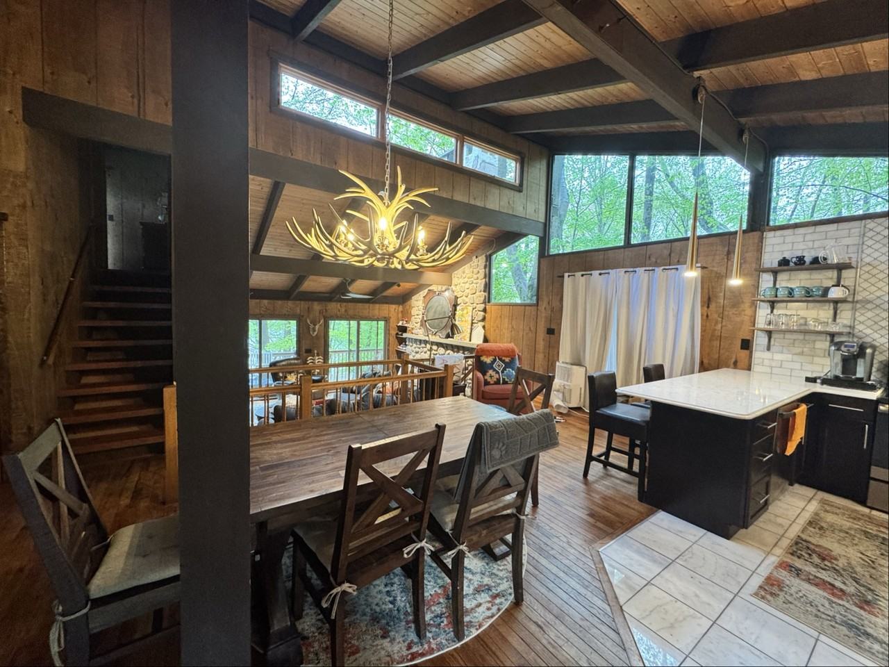 1112 Aquarius Dr - Photo 2 of 12