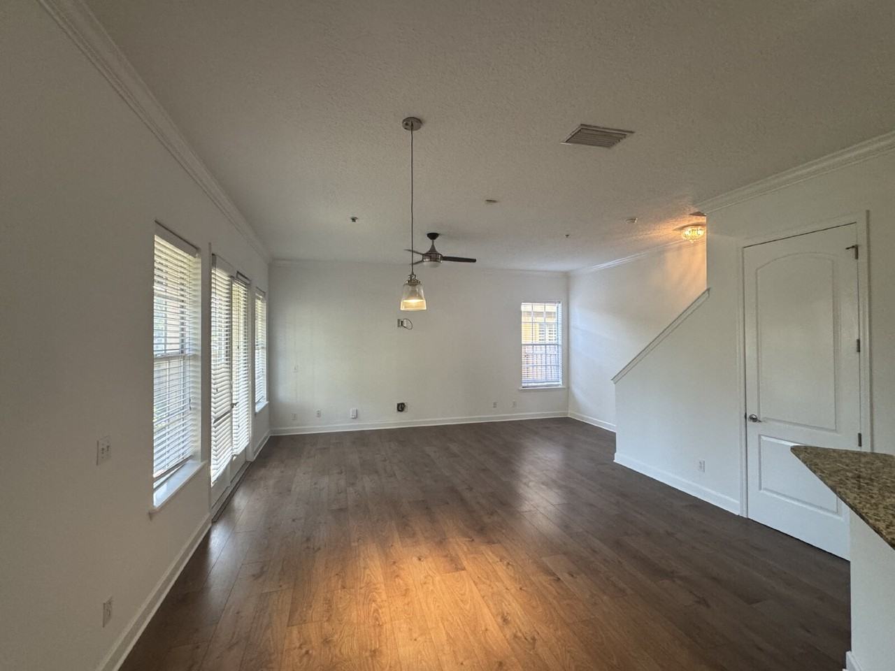 3210 W Horatio St - Photo 3 of 24