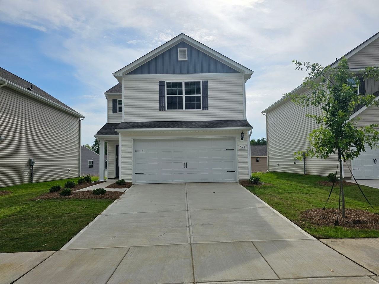524 Hawley St - Photo 2 of 43