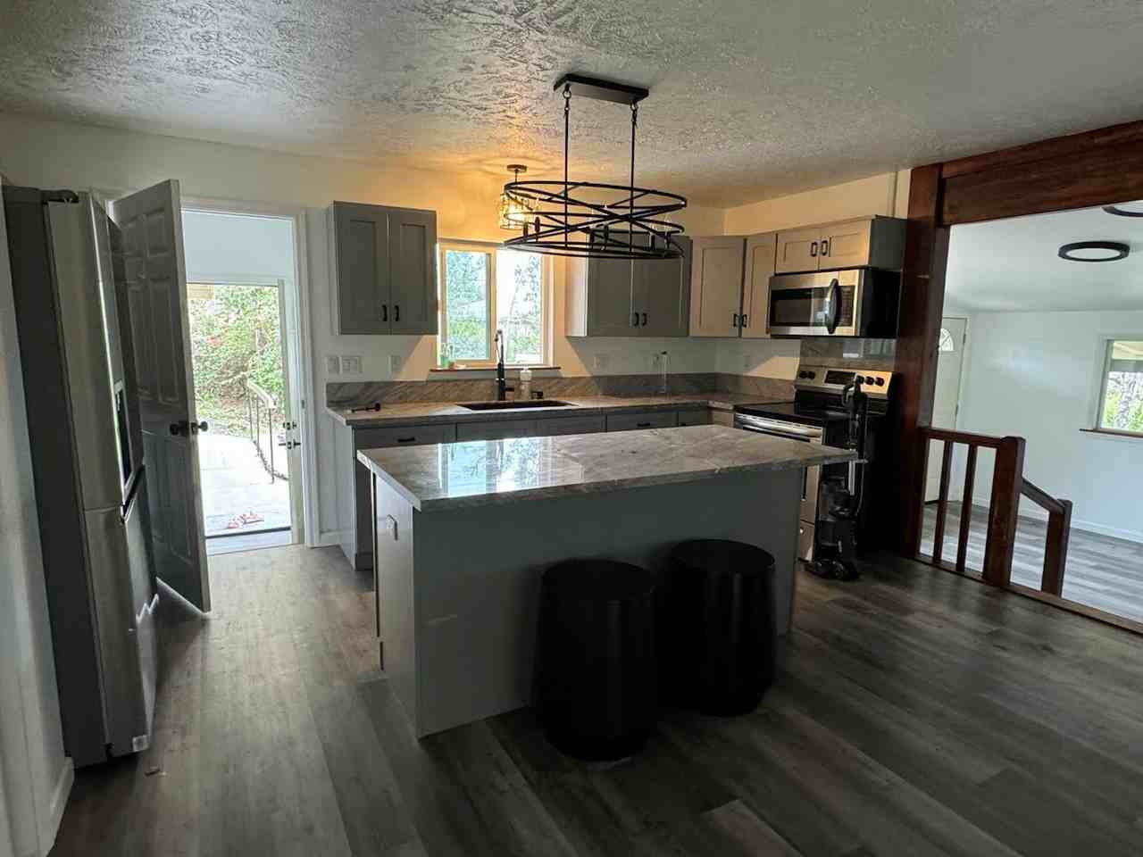 92-1811 Kona Drive - Photo 3 of 12