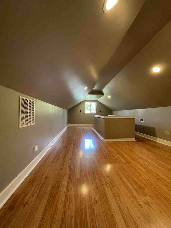 523 W Kanawha Ave #NA - Photo 3 of 18