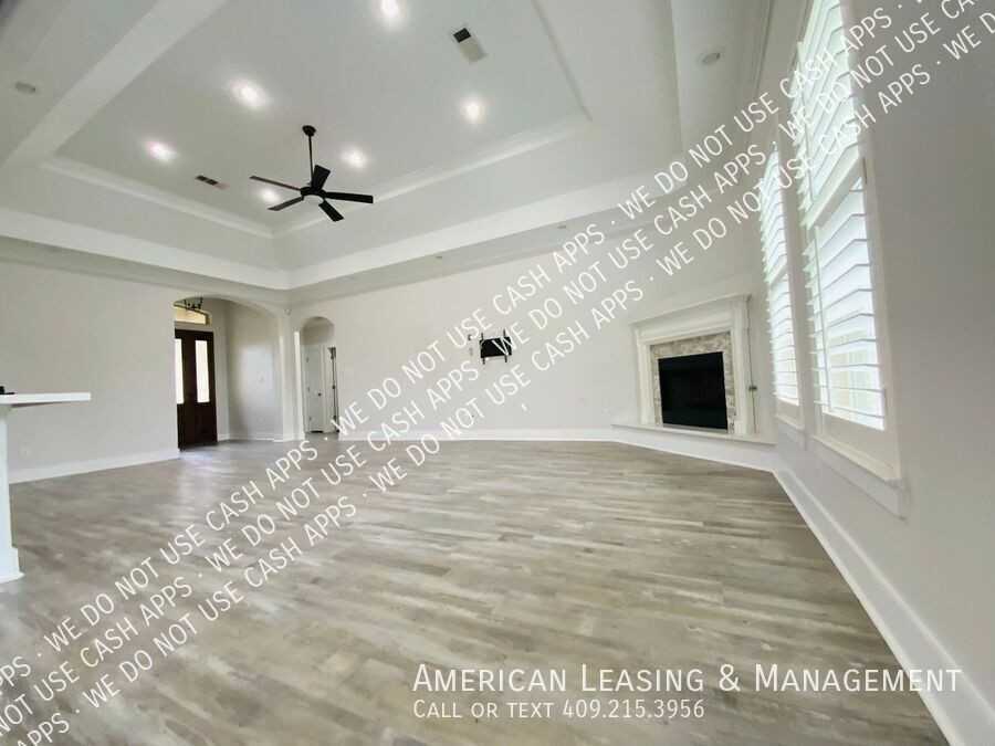 8315 Lake Placid Dr - Photo 2 of 13