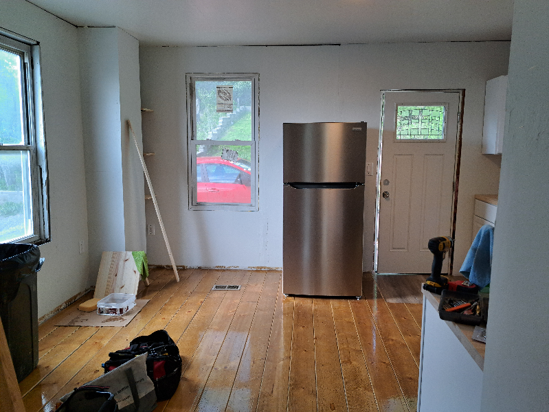 2335 Milligan Ave - Photo 2 of 12
