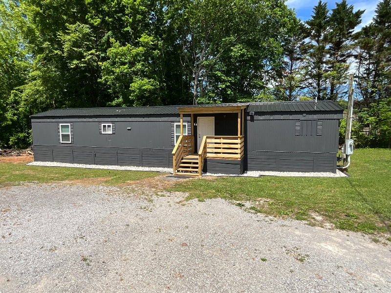 134 Atkins Rd - Photo 2 of 20