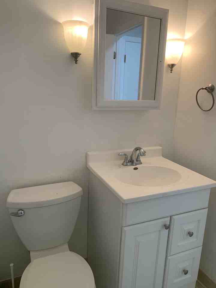 650 North May - Photo 3 of 9