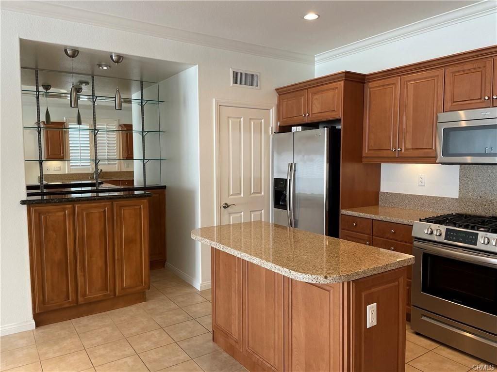 91 Splendor - Photo 3 of 13