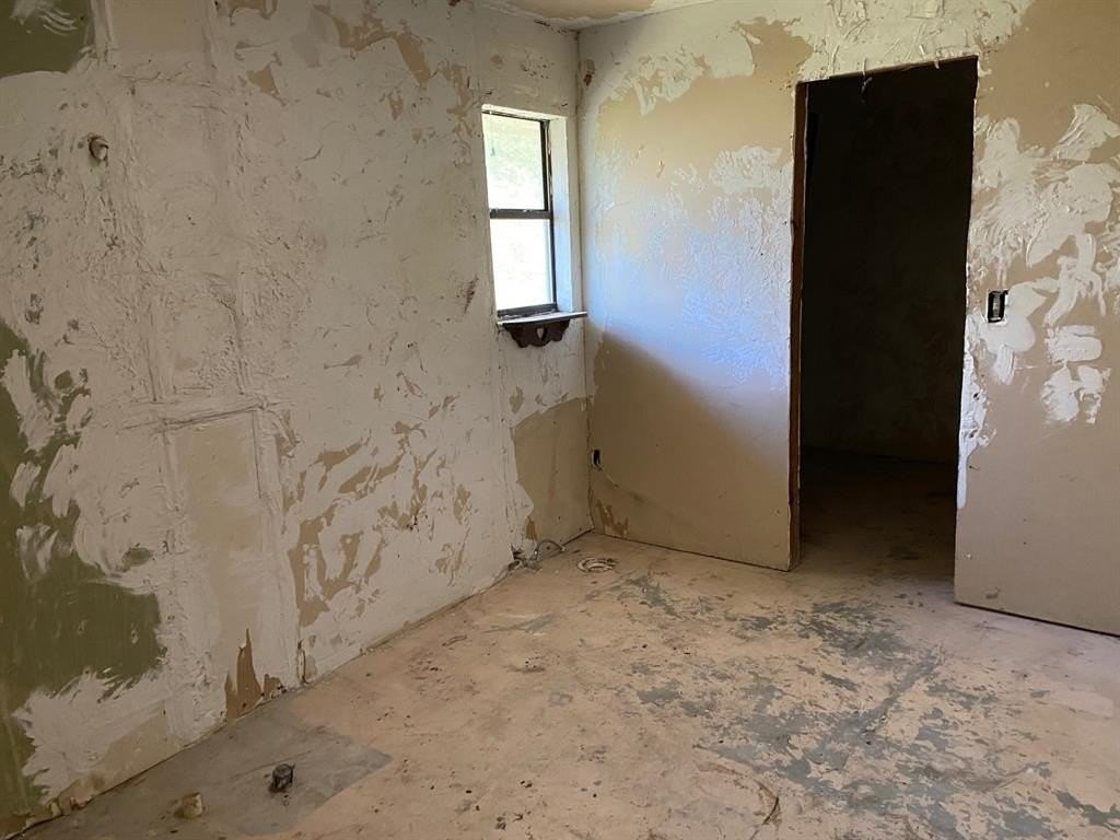 207 County Road 1739 - Photo 6 of 15