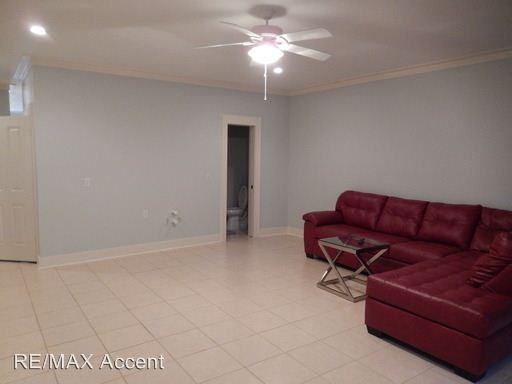 231 Oyster Point Dr - Photo 3 of 15