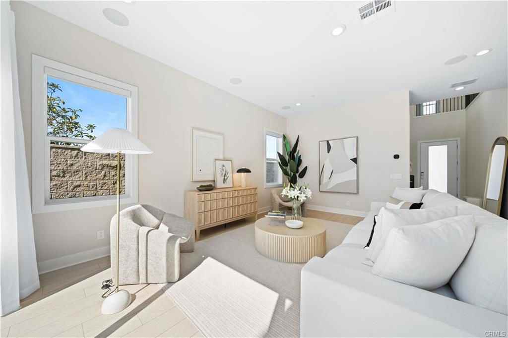 170 Wild Flower - Photo 2 of 8