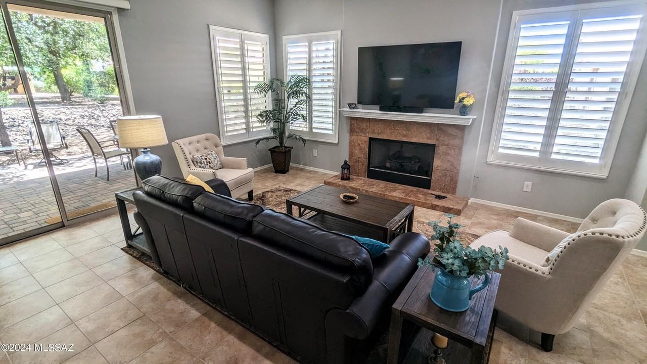 39061 South Casual Drive - Photo 7 of 30