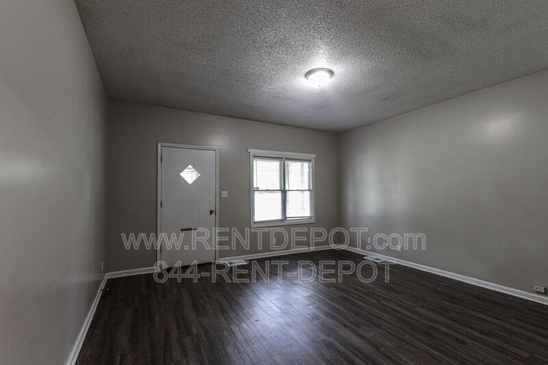 1725 South Linwood Avenue - Photo 3 of 12