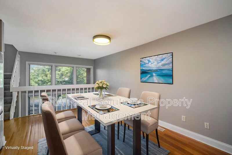 2132 Gilbert Ave #A - Photo 5 of 31