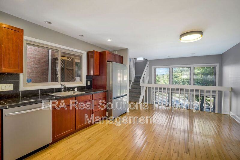 2132 Gilbert Ave #A - Photo 6 of 31
