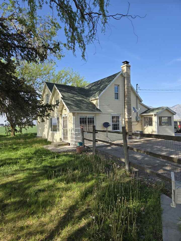 2090 N 5200 W #MAIN - Photo 2 of 27